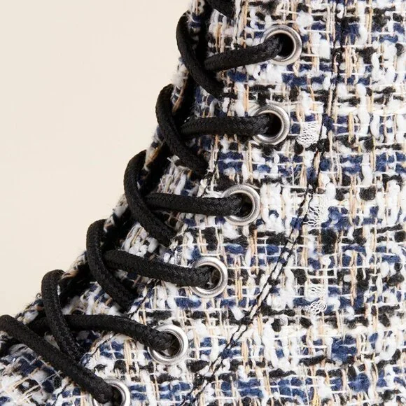 TORRID 9WW Boucle Wide Width Stevie Lace-Up Combat Boots NWT - Picture 12 of 12